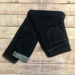 Old Navy Curvy Fit Skinny Jeans - size 10